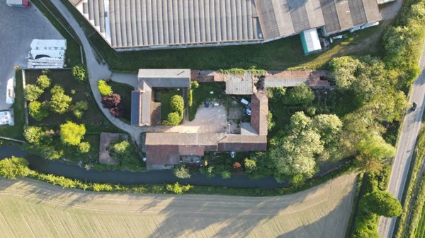 casa indipendente in vendita a Casalpusterlengo