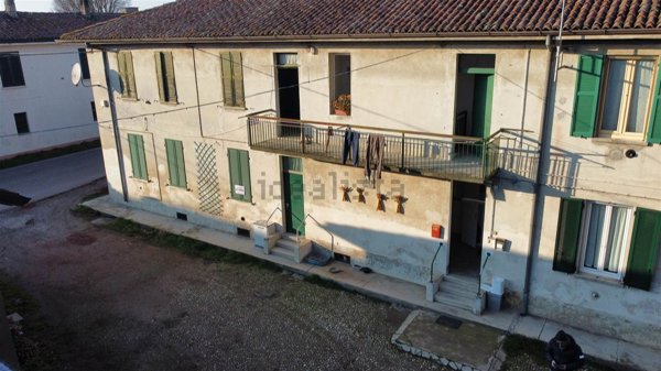 appartamento in vendita a Casalpusterlengo in zona Vittadone