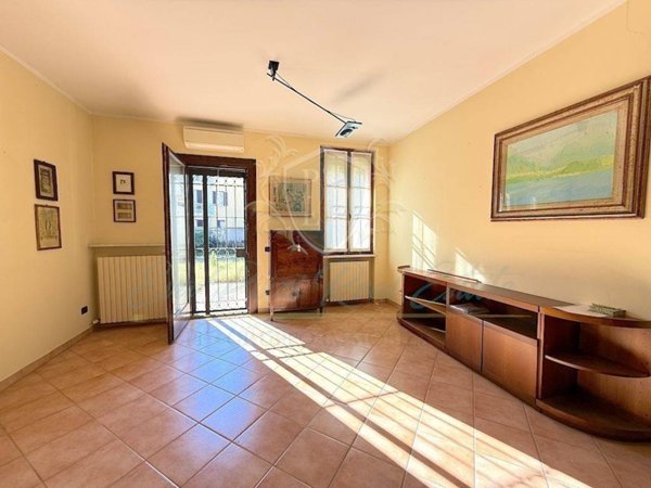 casa indipendente in vendita a Casalpusterlengo
