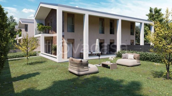 casa indipendente in vendita a Casalpusterlengo