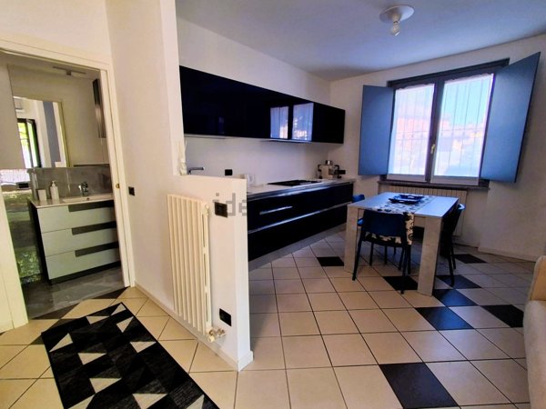 appartamento in vendita a Casalpusterlengo in zona Vittadone