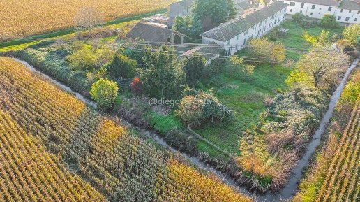 quadrivano in vendita a Casalpusterlengo in zona Vittadone
