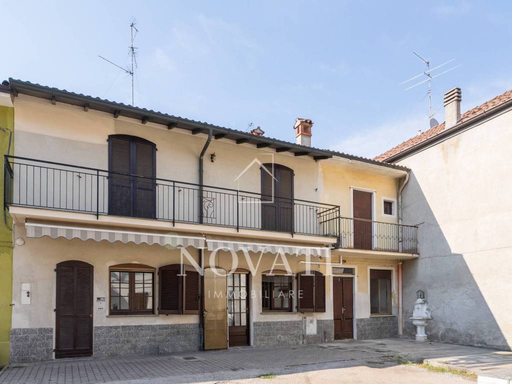 casa indipendente in vendita a Casalpusterlengo