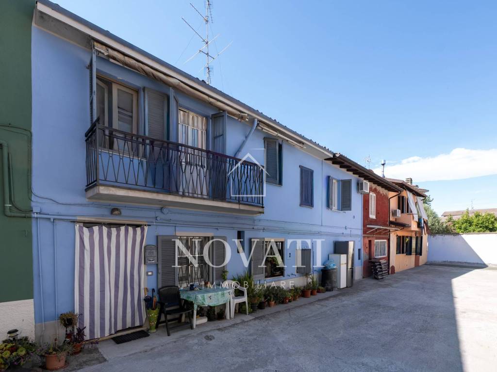 casa indipendente in vendita a Casalpusterlengo