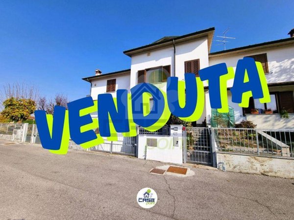casa indipendente in vendita a Casalpusterlengo
