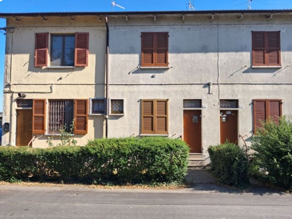 casa indipendente in vendita a Casalpusterlengo