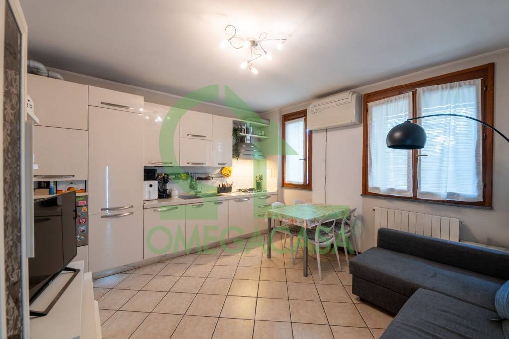 appartamento in vendita a Casalpusterlengo