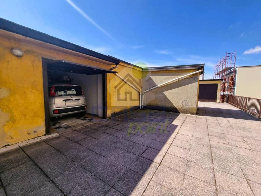 box auto in vendita a Casalpusterlengo