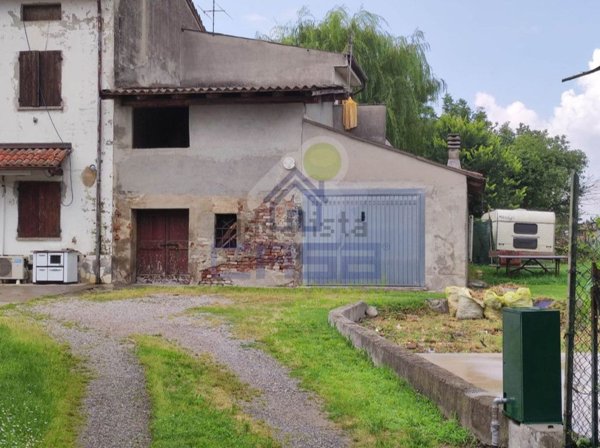 appartamento in vendita a Caselle Landi