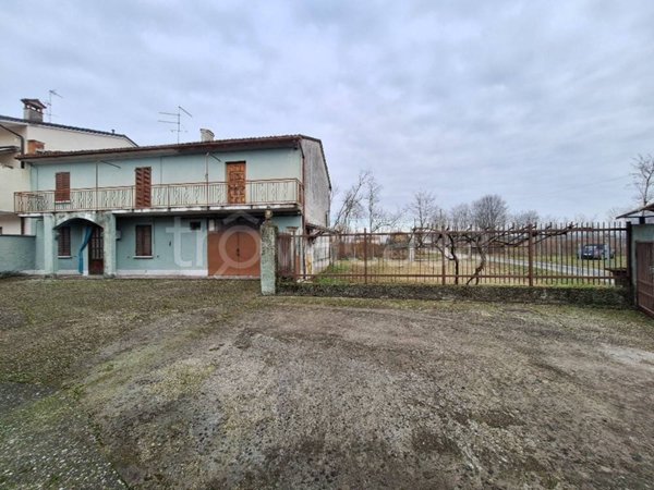 casa indipendente in vendita a Caselle Landi