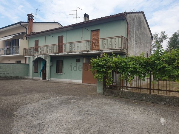 quadrivano in vendita a Caselle Landi