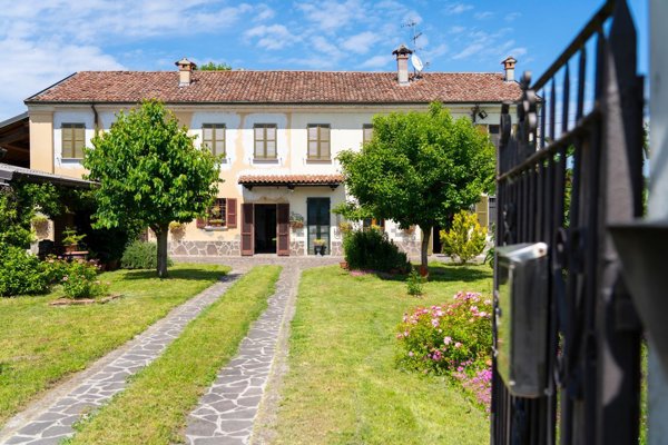 casale in vendita a Caselle Landi