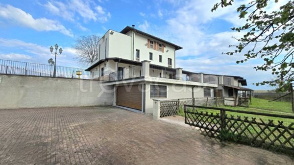 villa in vendita a Caselle Landi