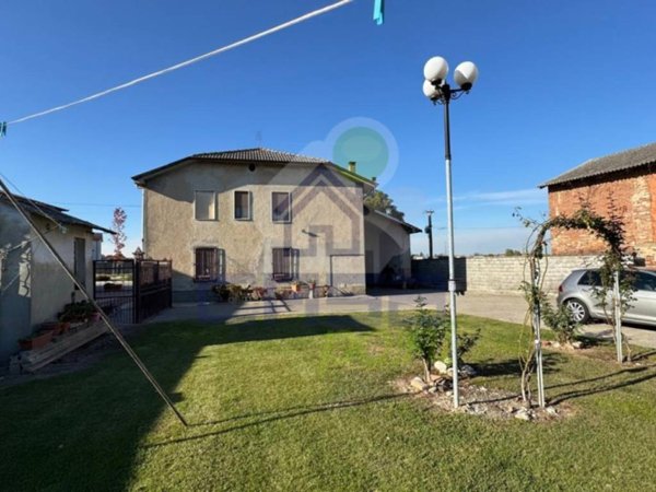 casa indipendente in vendita a Caselle Landi