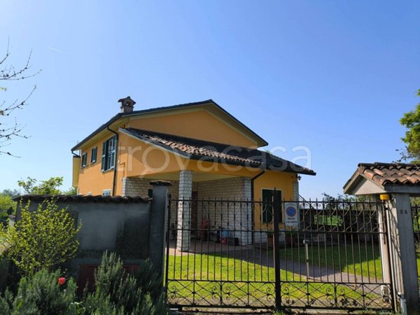 casa indipendente in vendita a Caselle Lurani