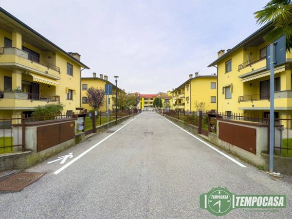 appartamento in vendita a Caselle Lurani