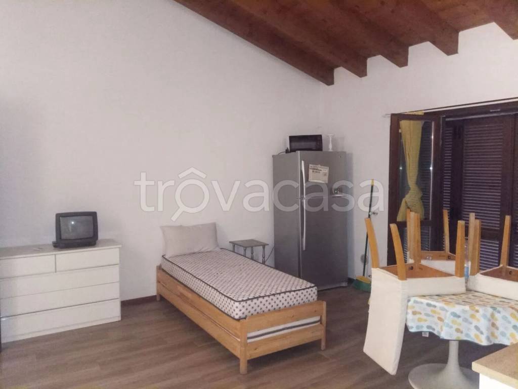 appartamento in vendita a Caselle Lurani in zona Calvenzano