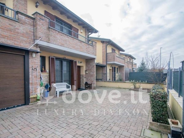 casa indipendente in vendita a Caselle Lurani