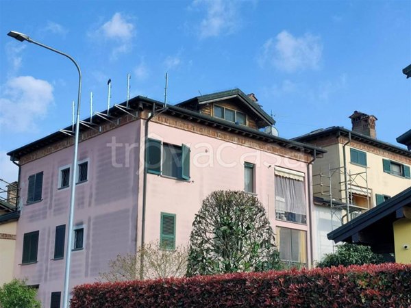 appartamento in vendita a Caselle Lurani in zona Calvenzano
