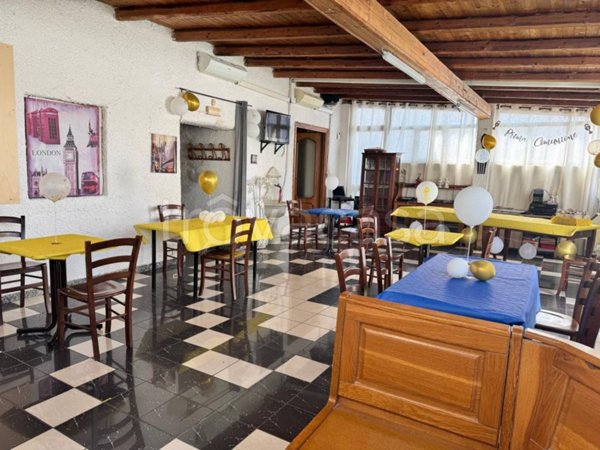 trivano in vendita a Caselle Lurani in zona Calvenzano