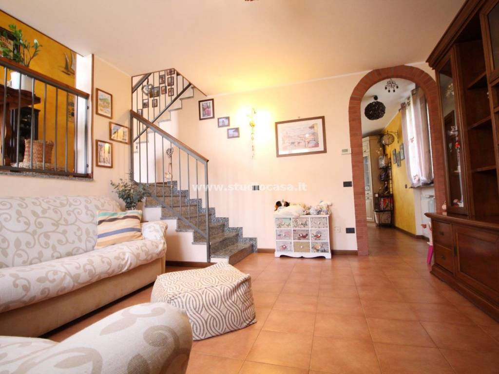 casa indipendente in vendita a Caselle Lurani