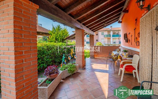 casa indipendente in vendita a Caselle Lurani