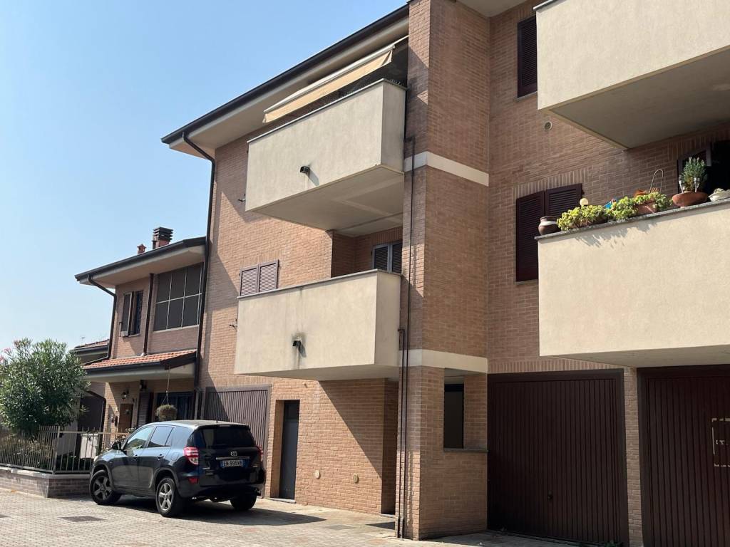 appartamento in vendita a Caselle Lurani