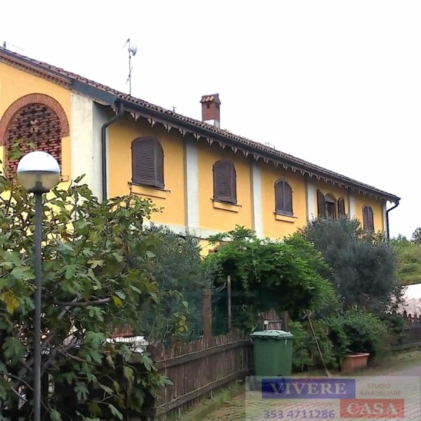 casa indipendente in vendita a Caselle Lurani
