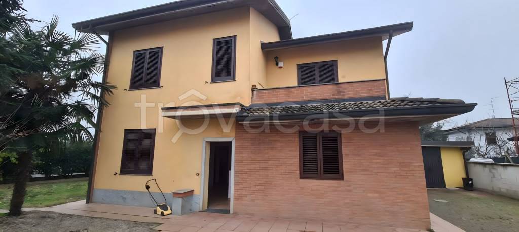 casa indipendente in vendita a Caselle Lurani