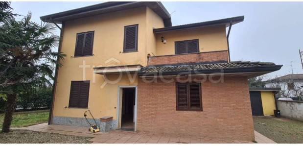 casa indipendente in vendita a Caselle Lurani