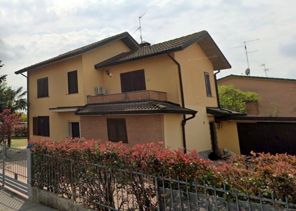 casa indipendente in vendita a Caselle Lurani