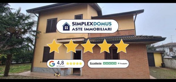 casa indipendente in vendita a Caselle Lurani