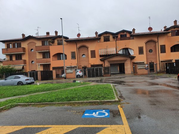 appartamento in vendita a Caselle Lurani