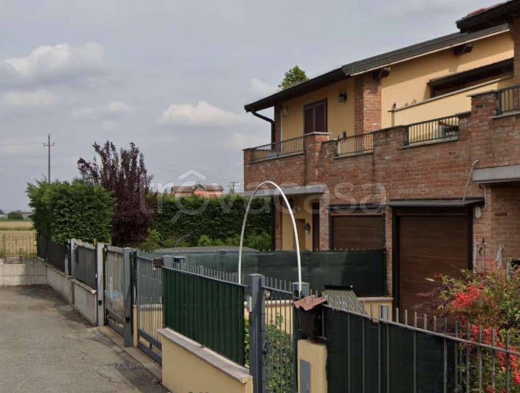 casa indipendente in vendita a Caselle Lurani