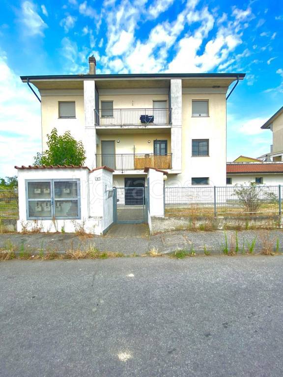 appartamento in vendita a Caselle Lurani