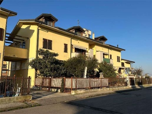 appartamento in vendita a Caselle Lurani