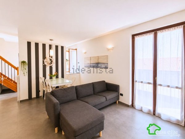 appartamento in vendita a Caselle Lurani in zona Calvenzano