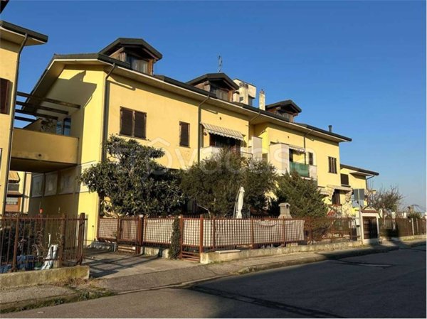 appartamento in vendita a Caselle Lurani