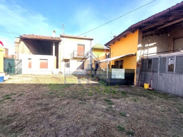 casa indipendente in vendita a Castelnuovo Bocca d'Adda