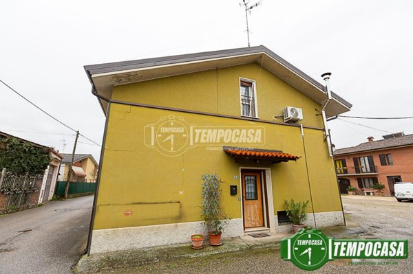 appartamento in vendita a Castelnuovo Bocca d'Adda