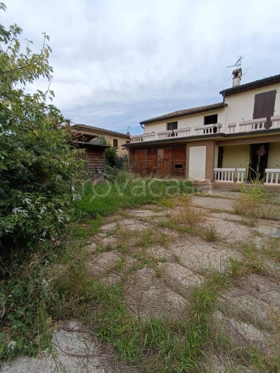 casa indipendente in vendita a Castelnuovo Bocca d'Adda