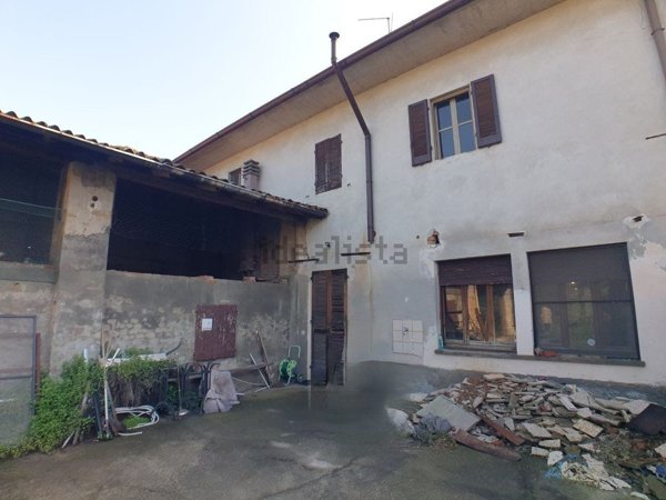 casa indipendente in vendita a Castelnuovo Bocca d'Adda