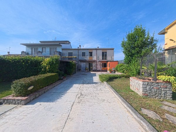 casa indipendente in vendita a Castelnuovo Bocca d'Adda