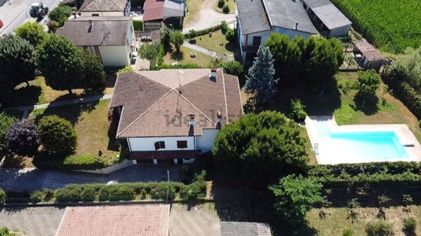casa indipendente in vendita a Castelnuovo Bocca d'Adda