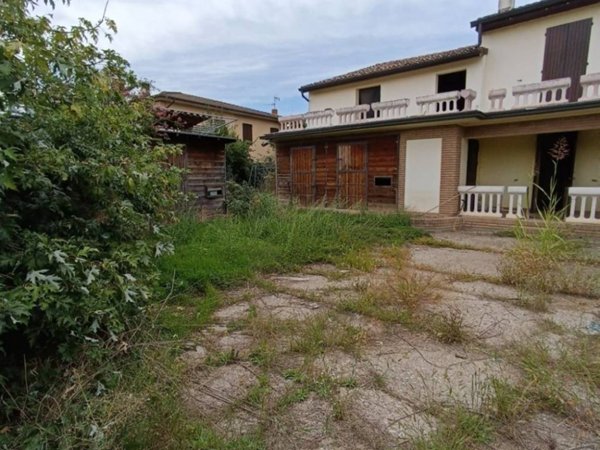 casa indipendente in vendita a Castelnuovo Bocca d'Adda