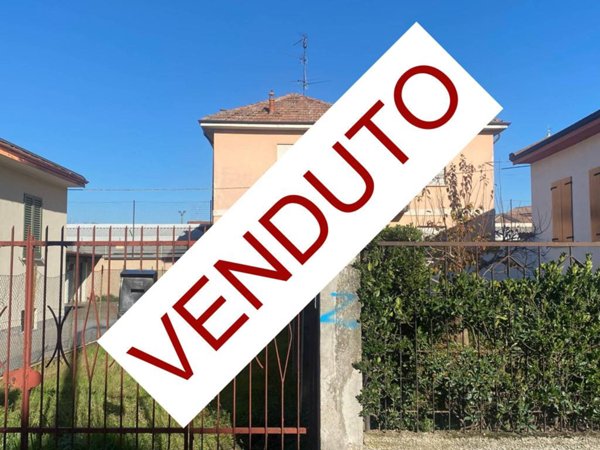 casa indipendente in vendita a Castiglione d'Adda