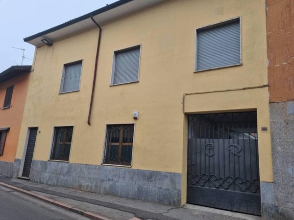 negozio in vendita a Castiglione d'Adda