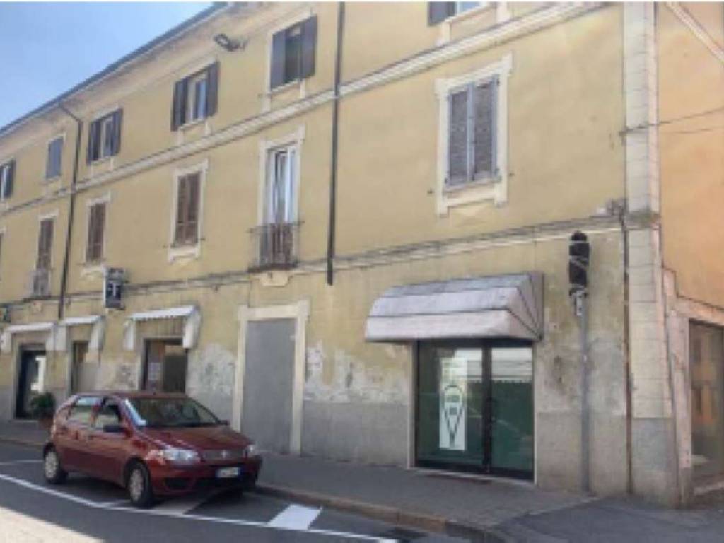 negozio in vendita a Castiglione d'Adda