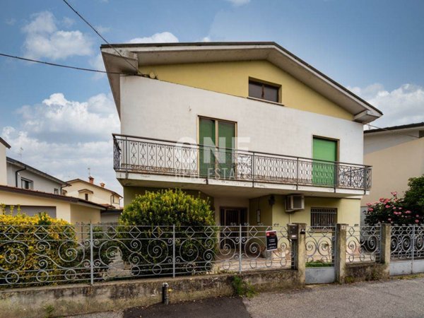casa indipendente in vendita a Castiglione d'Adda