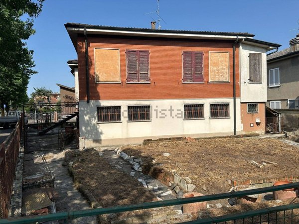 casa indipendente in vendita a Castiglione d'Adda